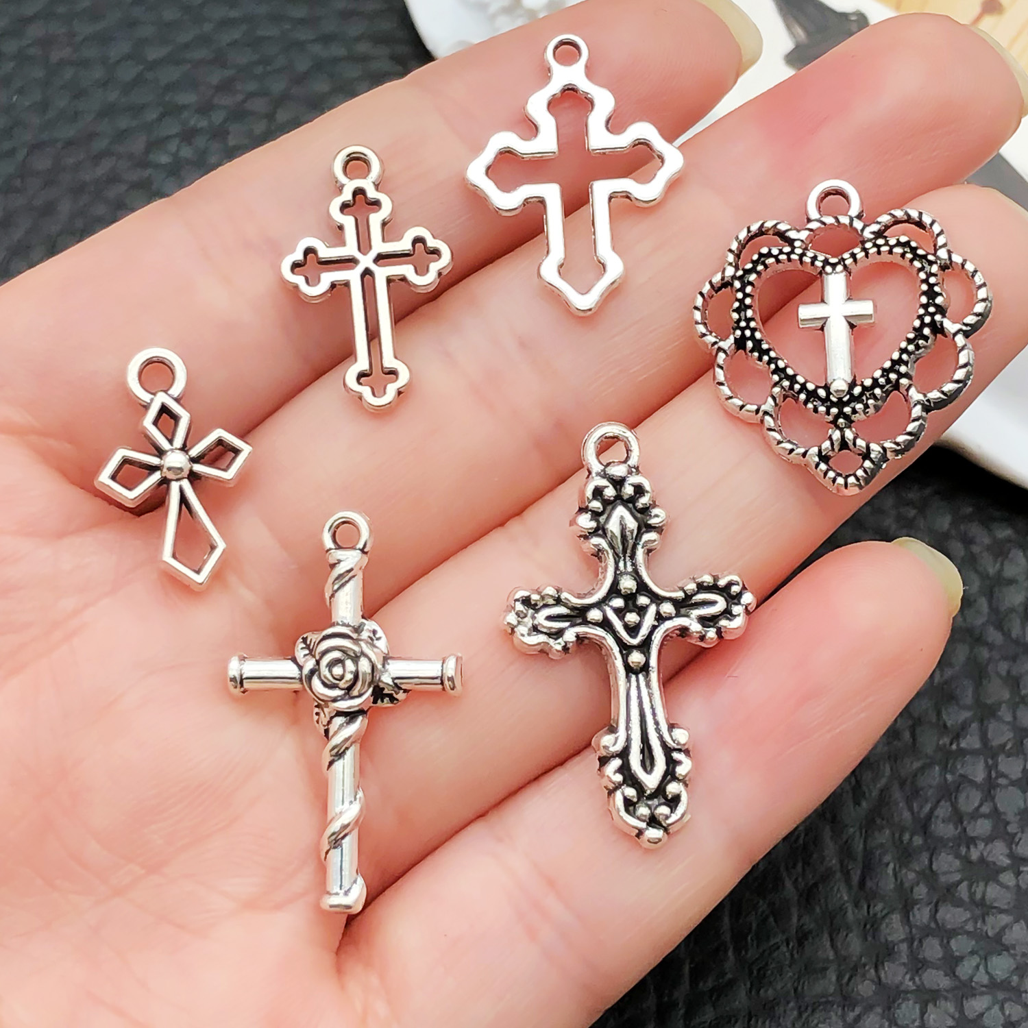 52 stuks geassorteerde kruisha - Jewelry Making Tutorials recensie en prijs